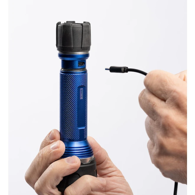 Kobalt Rechargeable - 600 Lumens LED Flashlight 7 Kobalt Rechargeable - 600 Lumens LED Flashlight - Image 5