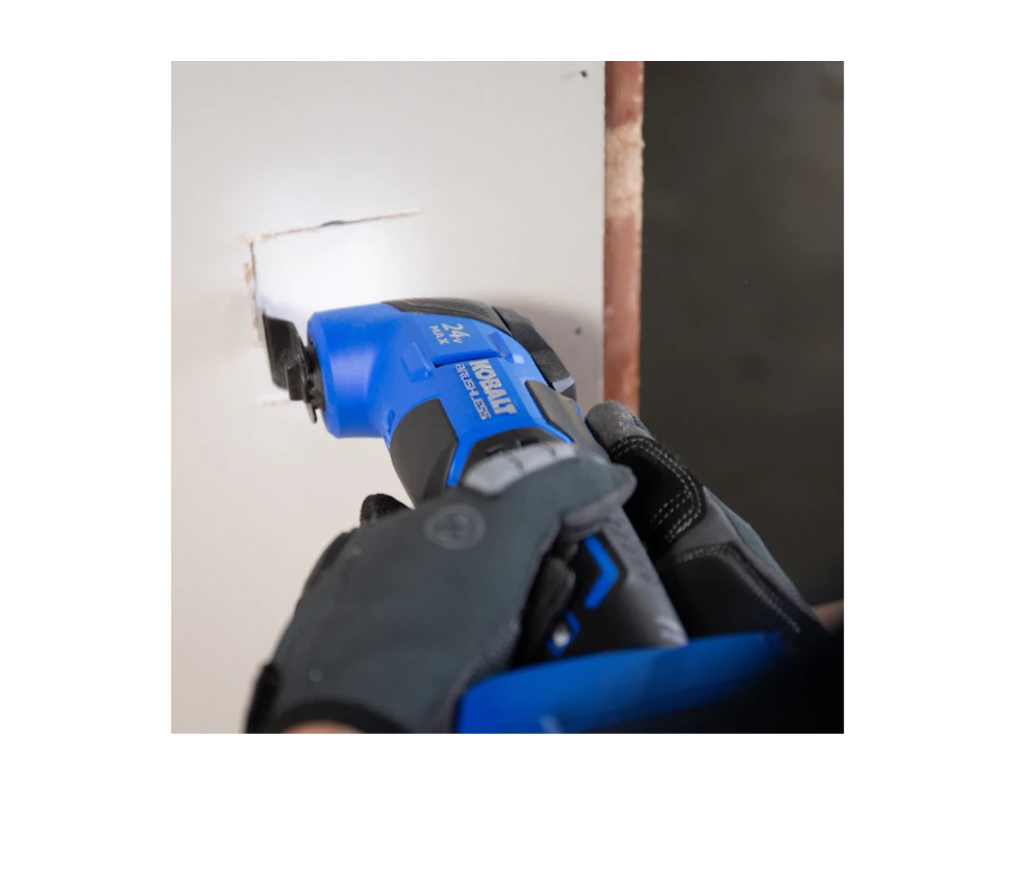 Kobalt KMT 124B-03 18-Piece Brushless 24-volt Max Variable Speed Oscillating Multi-Tool Kit With Soft Case 9 Kobalt KMT 124B-03 18-Piece Brushless 24-volt Max Variable Speed Oscillating Multi-Tool Kit With Soft Case - Image 7